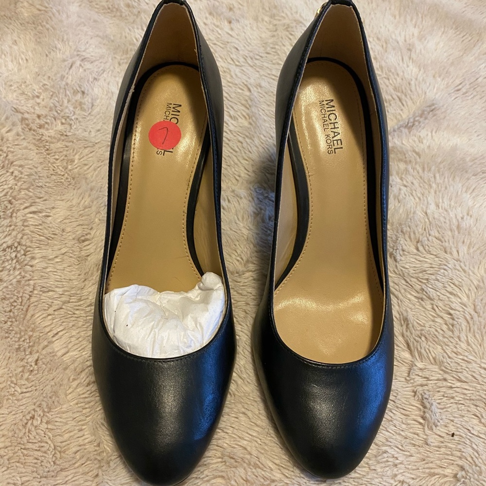 *SOLD* Michael Kors black heels